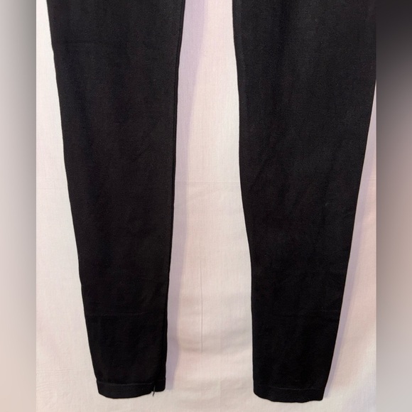 Bamboo Charcoal Black Leggings with Glitter Heart and Chicago Embellishment - Picture 7 of 9